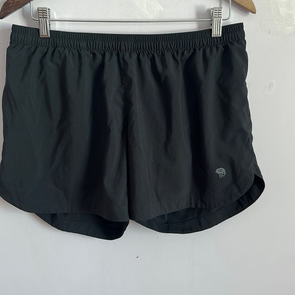 Mountain hardwear shorts - Picture 1 of 4